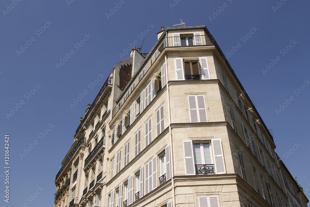 Immeuble sur l'île Saint Louis à Paris