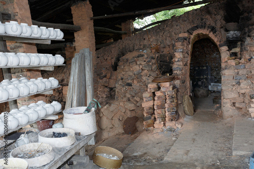 The local feature of porcelain kiln firing