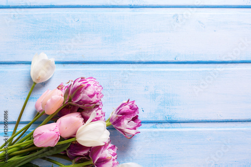 Fototapeta Naklejka Na Ścianę i Meble -  Flowers on wooden background.