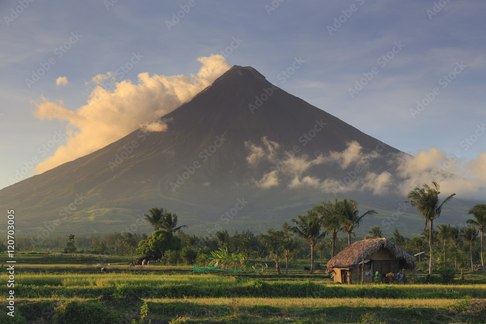 Philippines, Souteastern Luzon, Bicol, Mayon Volcano Stock Photo ...