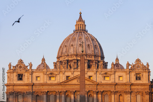 Italy, Lazio, Rome,  St. Peters Square, St. Peter's Basilica 