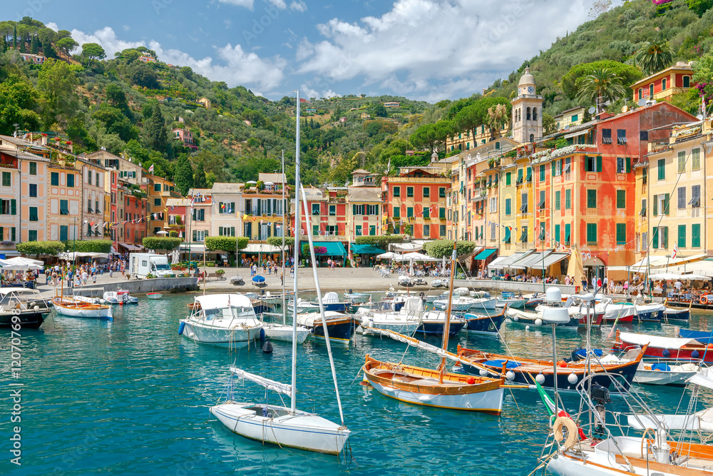 Portofino. The resort town in Liguria. - obrazy, fototapety, plakaty 