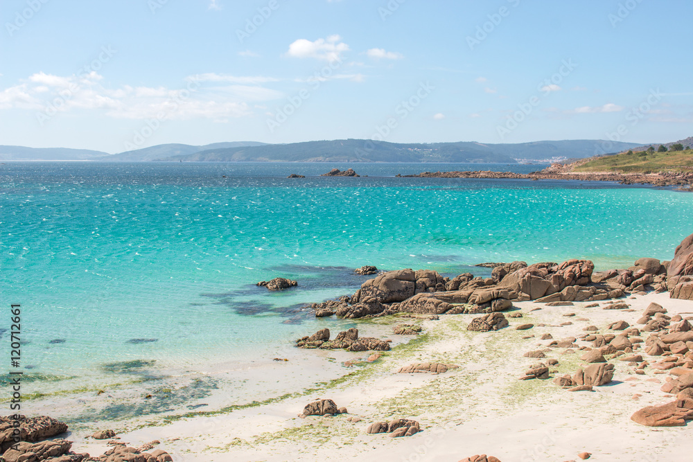 Tropischer Strand an der Playa de Pindo Galicien (Galicia) A Coruña Spanien