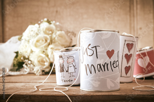 Quadro su tela Traditional Tin Can Wedding Decorations on Table