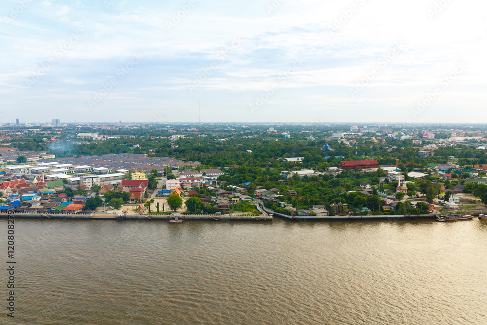 Naklejka premium Chao Phraya river Bangkok cityscape Thailand