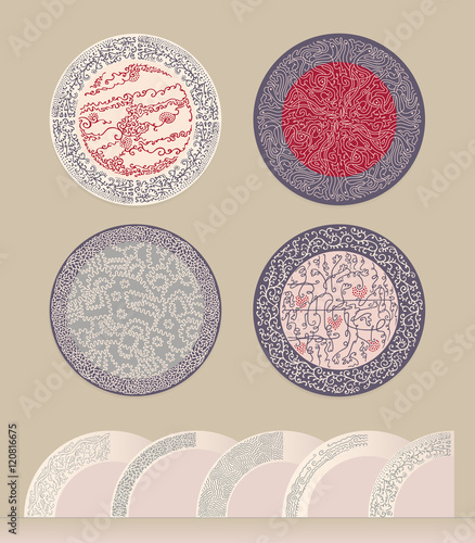 A set of patterns in a circle. Figure for plates or saucers. Thick mold filling linear pattern 
imitating lace. The circular border or frame. 
Cold color gamma.