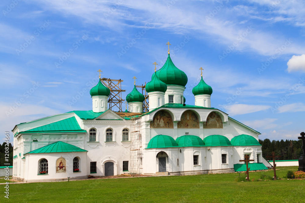 Свято-Троицкий Александро-Свирский монастырь в Старой Слободе