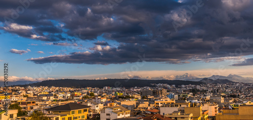 vulcani dell ecuador