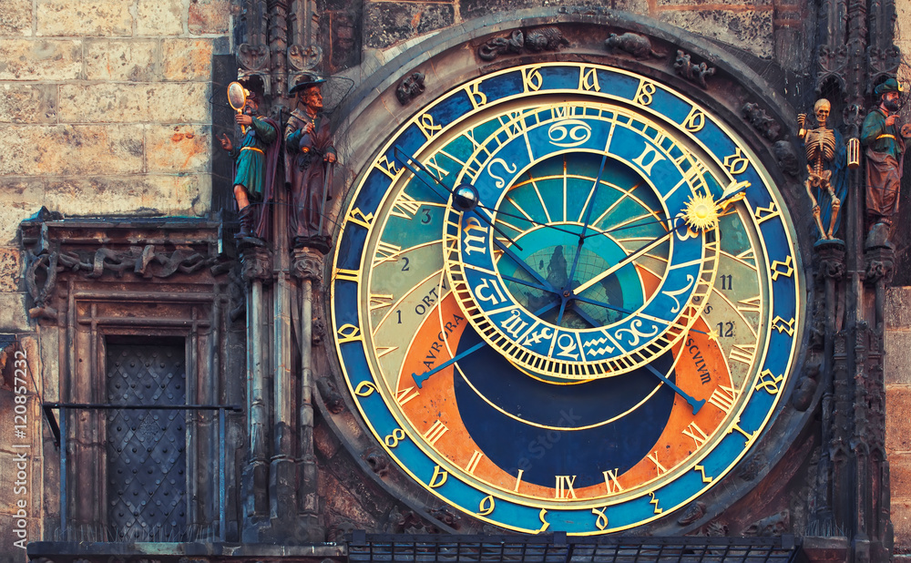 Naklejka premium Astronomical clock in Prague