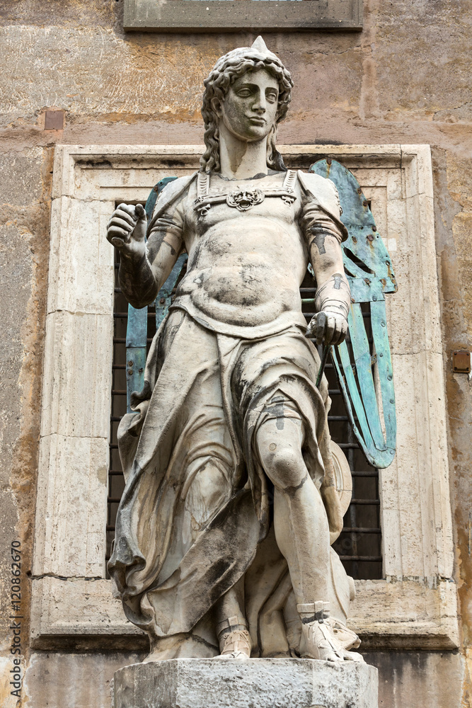 Obraz premium Rome - The Mausoleum of Hadrian (Castel of Sant' Angelo). The original marble statue of the angel by Raffaello da Montelupo.