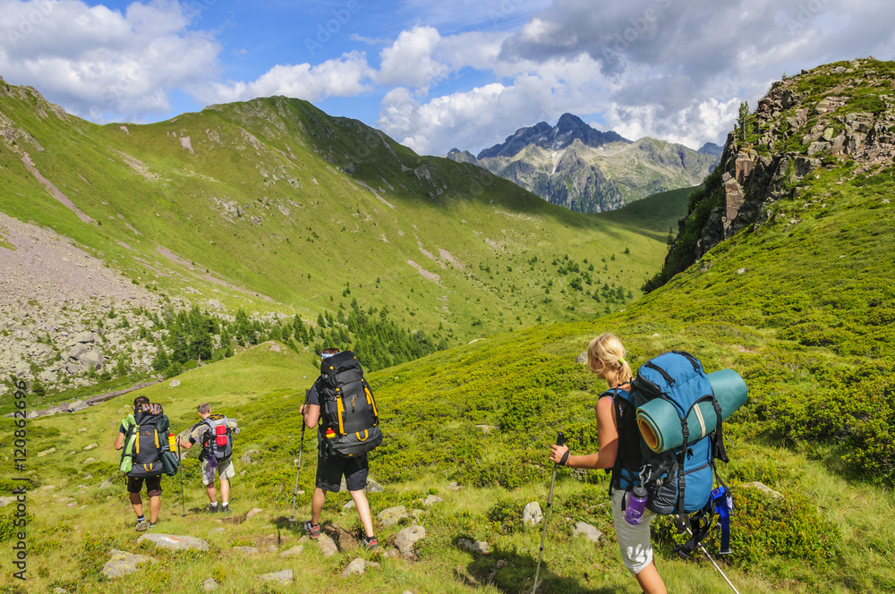 Wandergruppe im Lagorai-Massiv