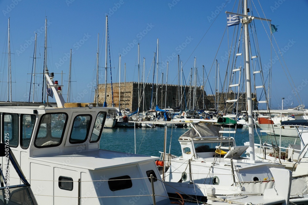 Boats at the port of Agios Nikolaos city Boats at the port of Agios Nikolaos city