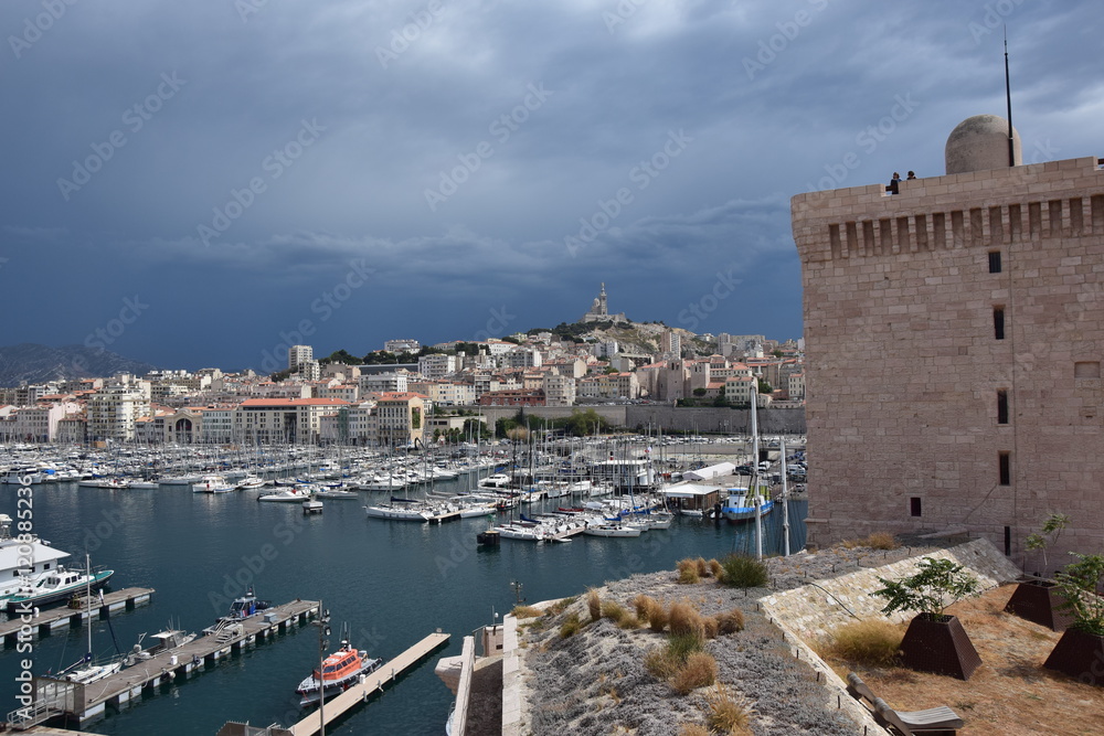 Fototapeta premium vieux port de marseille 01
