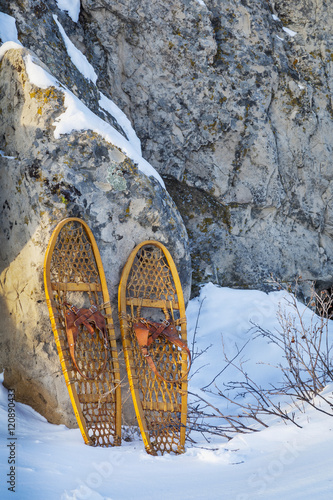  Bear Paw snowshoes