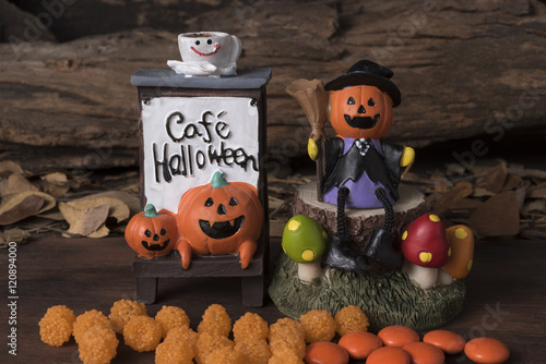 pumpkin halloween ornament with candy