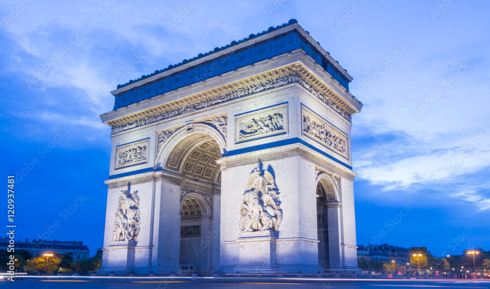 The Triumphal Arch in the early morning, Paris.