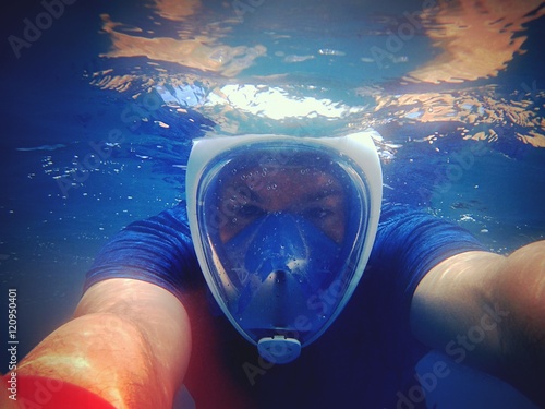 Canvas Print new snorkel mask