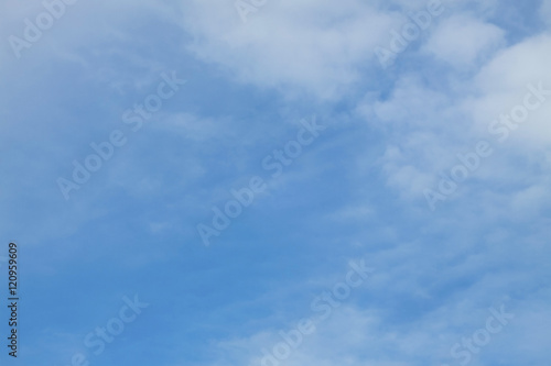 Fototapeta Naklejka Na Ścianę i Meble -  Blue sky background with cloud.