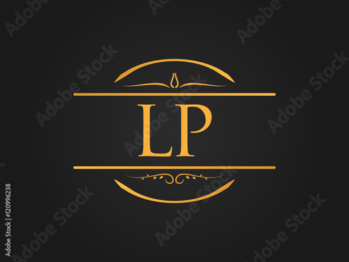 Luxurious Circle Ornament