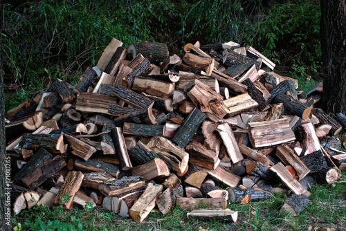 Fototapeta Naklejka Na Ścianę i Meble -  A pile of chopped wood