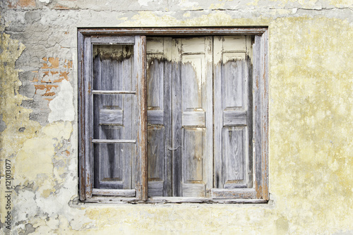 Lisbon old facade