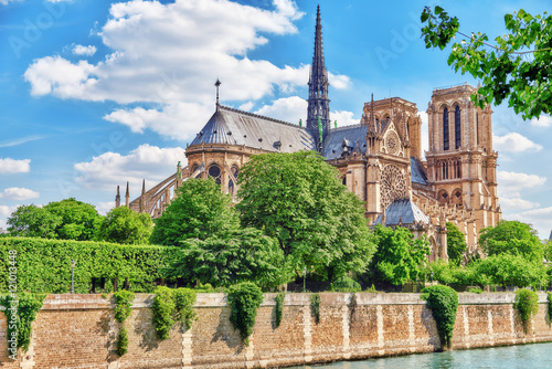 Katedra Notre Dame de Paris, najpiękniejsza katedra w Paryżu