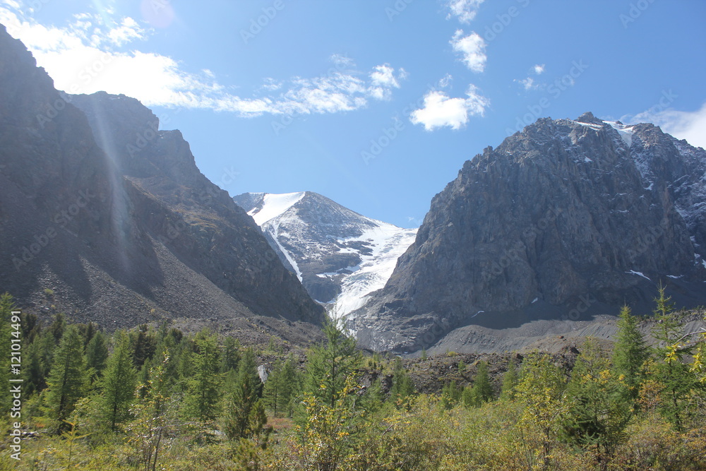 Ледник Малый Актру на Алтае