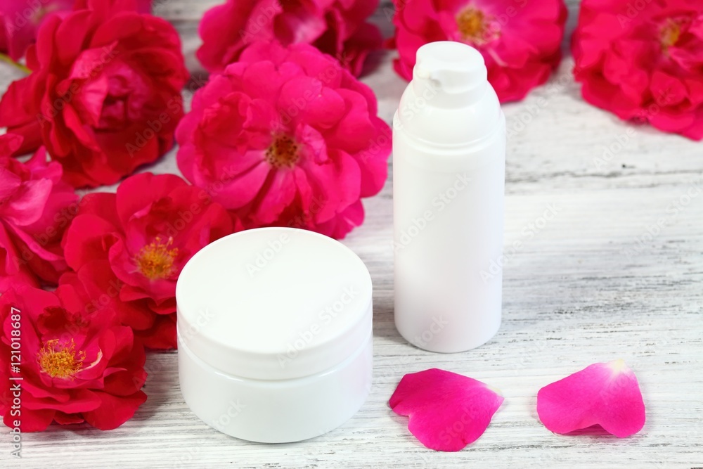 Face & body cream, red  rose & rose bud,   provence style