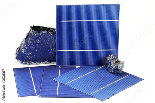 Obraz na plátně solar cells with polycrystalline silicon isolated on white background