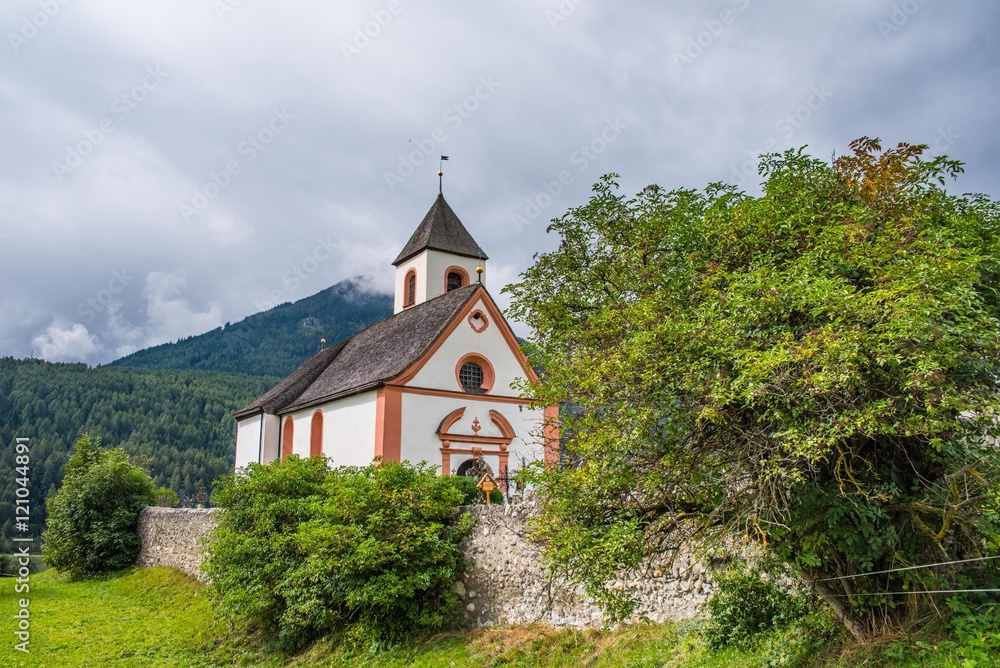 Kirche St. Ursula in Mauern bei Steinach am Brenner Kirche St. Ursula in Mauern bei Steinach am Brenner