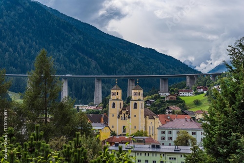 Steinach am Brenner mit Gschnitztalbrücke