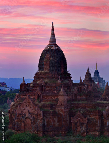 Sunset in Bagan, Myanmar © Zzvet