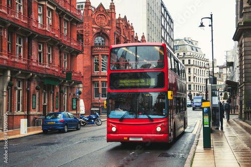 Fotografie Double-decker bus in Birmingham, UK