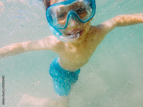  Kid snorkeling