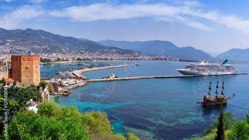 Принти на полотні Cruiser Ship in Alanya