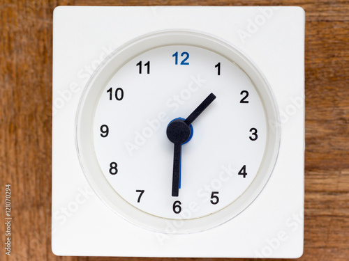 Series of the sequence of time on the simple white analog clock