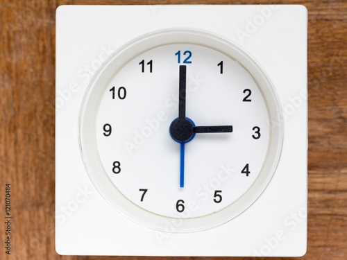 Series of the sequence of time on the simple white analog clock