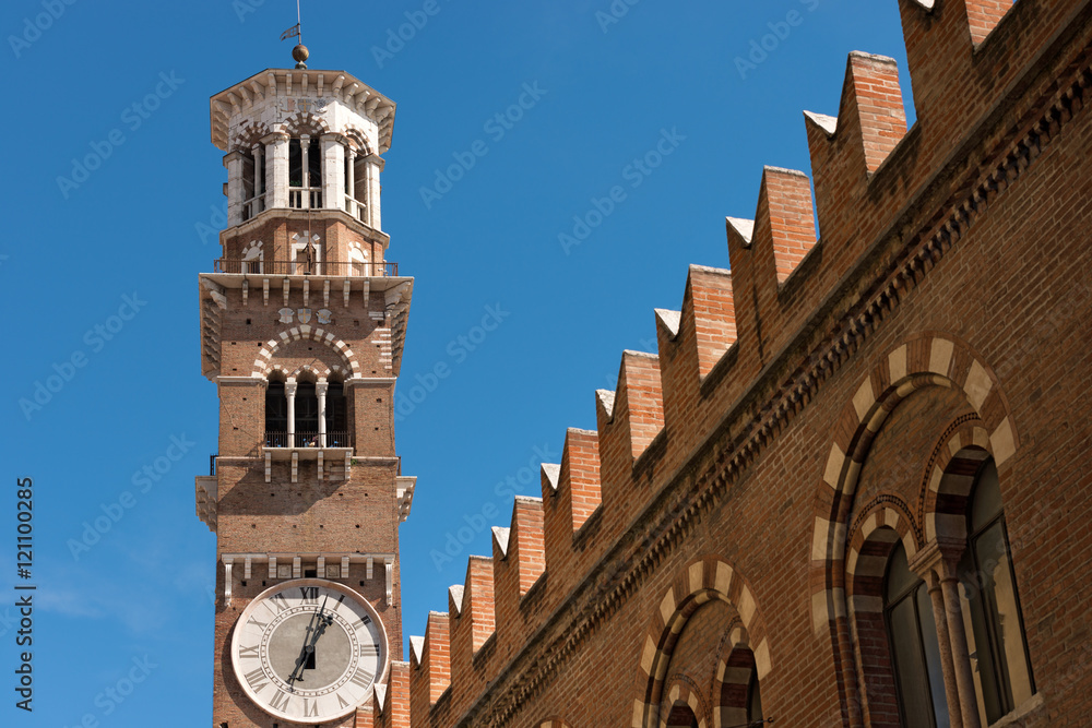 Medieval Tower of Lamberti (Torre dei Lamberti) in Verona - Veneto, Italy