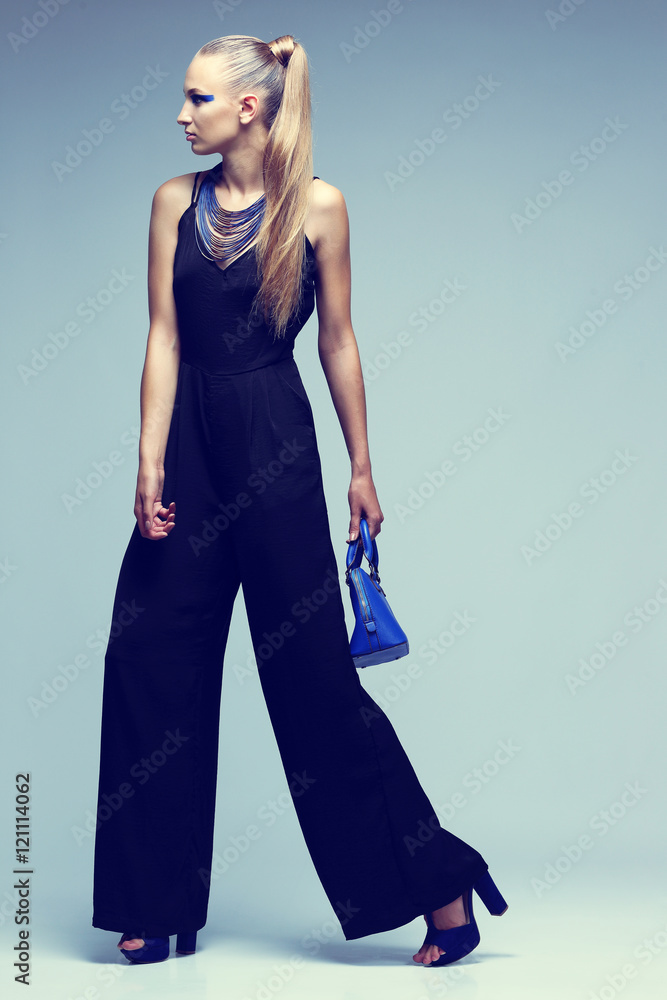 Fashion young woman with handbag Fashion young woman with handbag