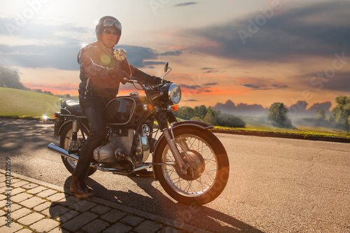 Fotografie Classic Motorbike Rider