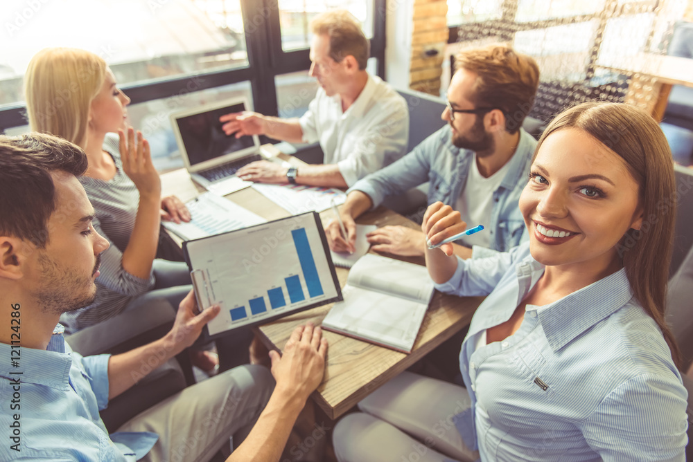 Obraz premium Business people working