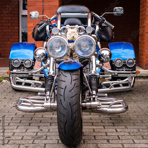 blaues Trike photo