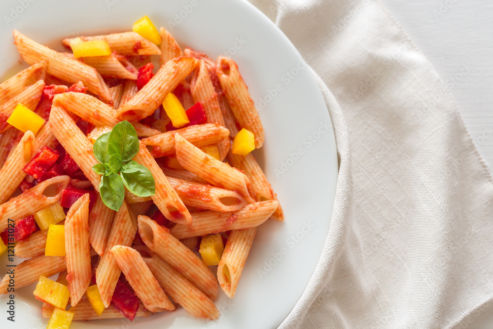 Penne with tomato sauce and fresh pepper Penne with tomato sauce and fresh pepper