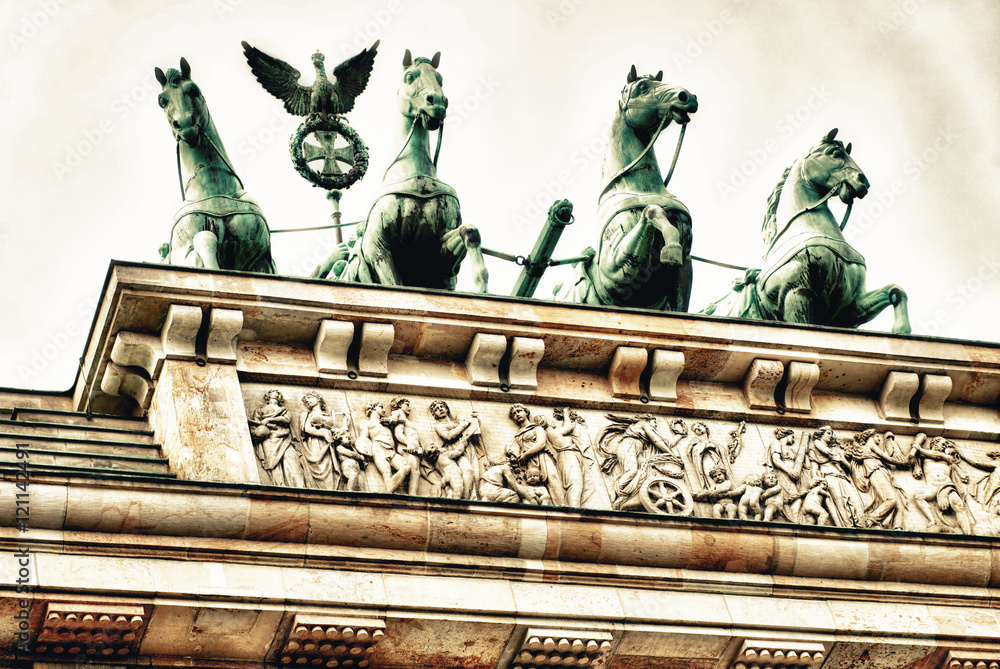 Obraz premium Brandenburg Gate Quadriga in Berlin, Germany