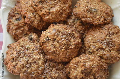 Homemade oatmeal cookies with linseed and nutella

