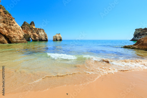 Algarve beach Dos Tres Irmaos (Portugal) © wildman