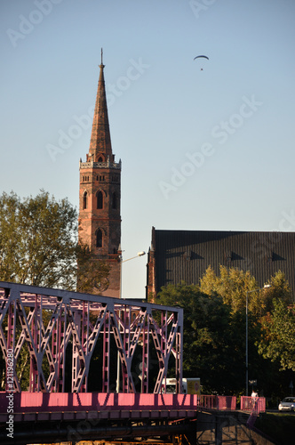 Głogów - widok na most oraz kolegiatę.