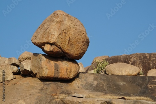 Unique rock formation in Hampi, India © u.perreten