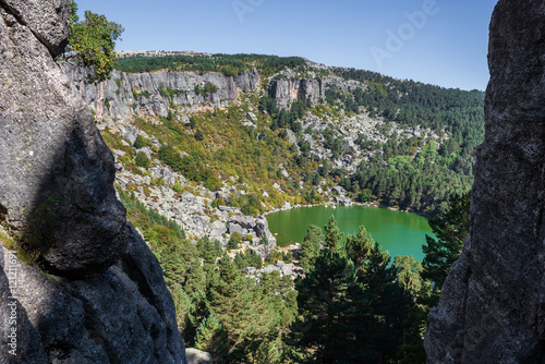 Obraz na płótnie Laguna Negra situada en la sierra de los Picos de Urbión, Soria (España) w salonie