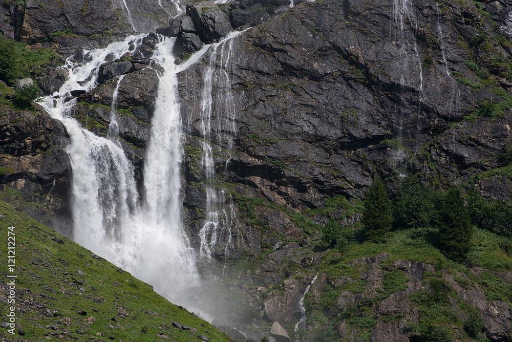 Cascata Cascata